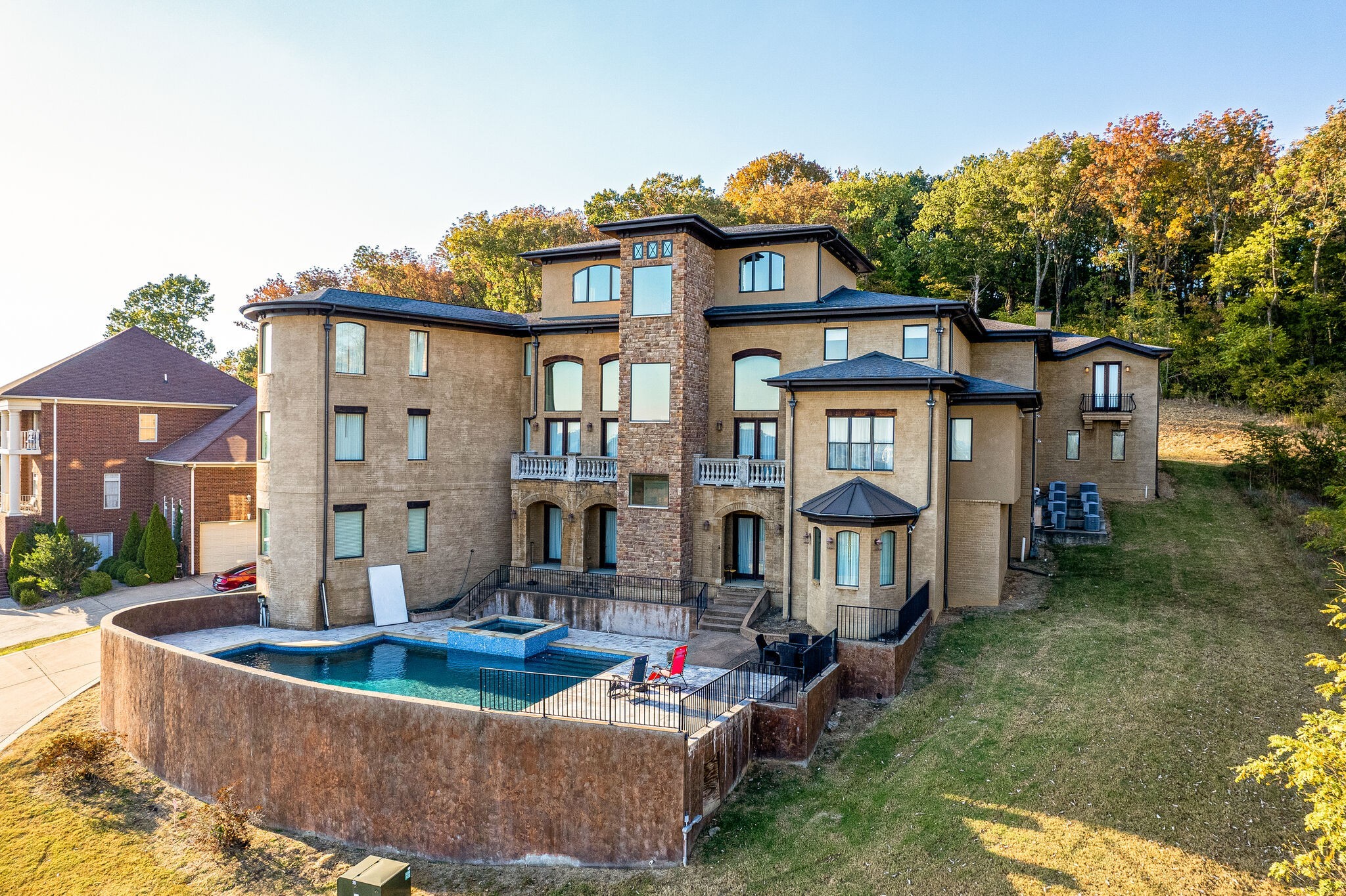 3412 Fairmeade Drive, Nashville, TN 37218 Compass