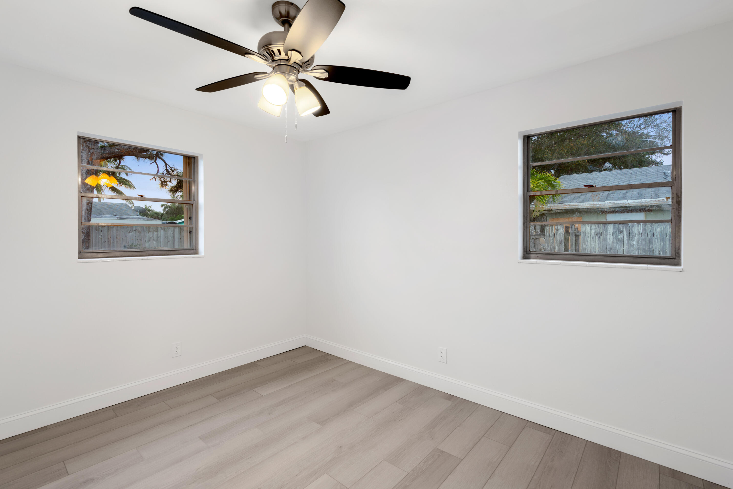 604 Todd Street Jupiter, FL 33458 - Photo 11 of 30 DSC03455