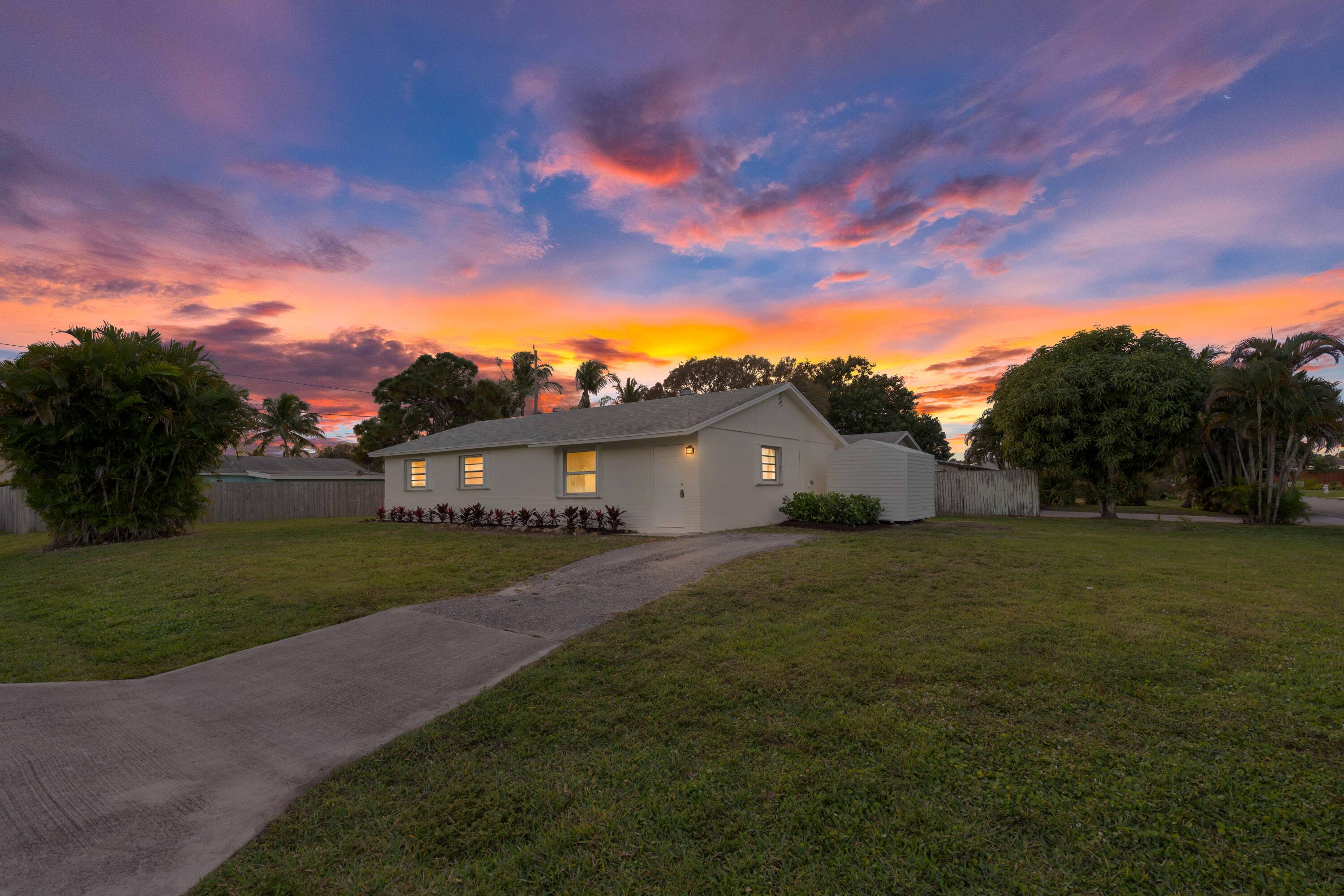 604 Todd Street Jupiter, FL 33458 - Photo 2 of 30 DSC03389a
