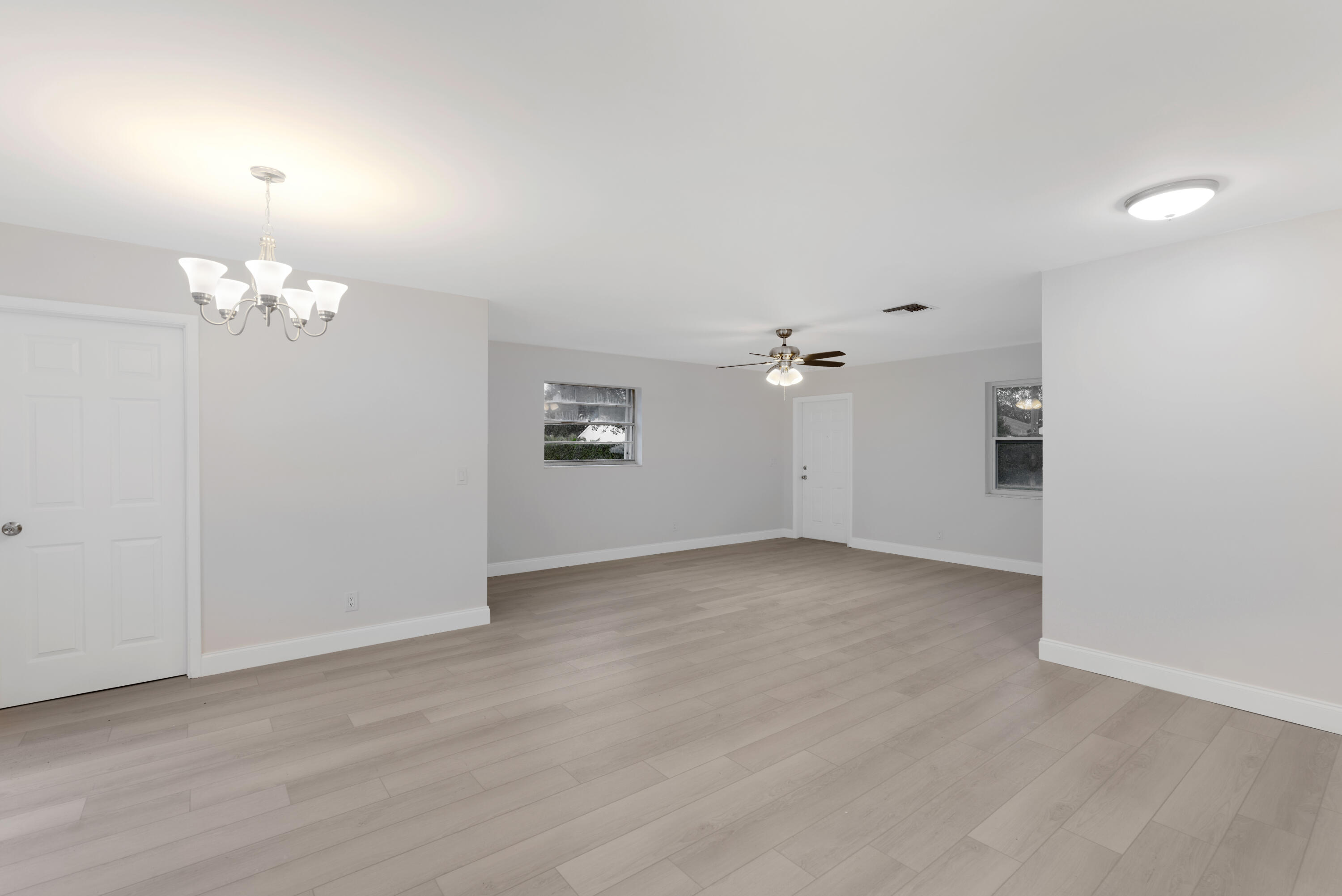 604 Todd Street Jupiter, FL 33458 - Photo 6 of 30 DSC03415