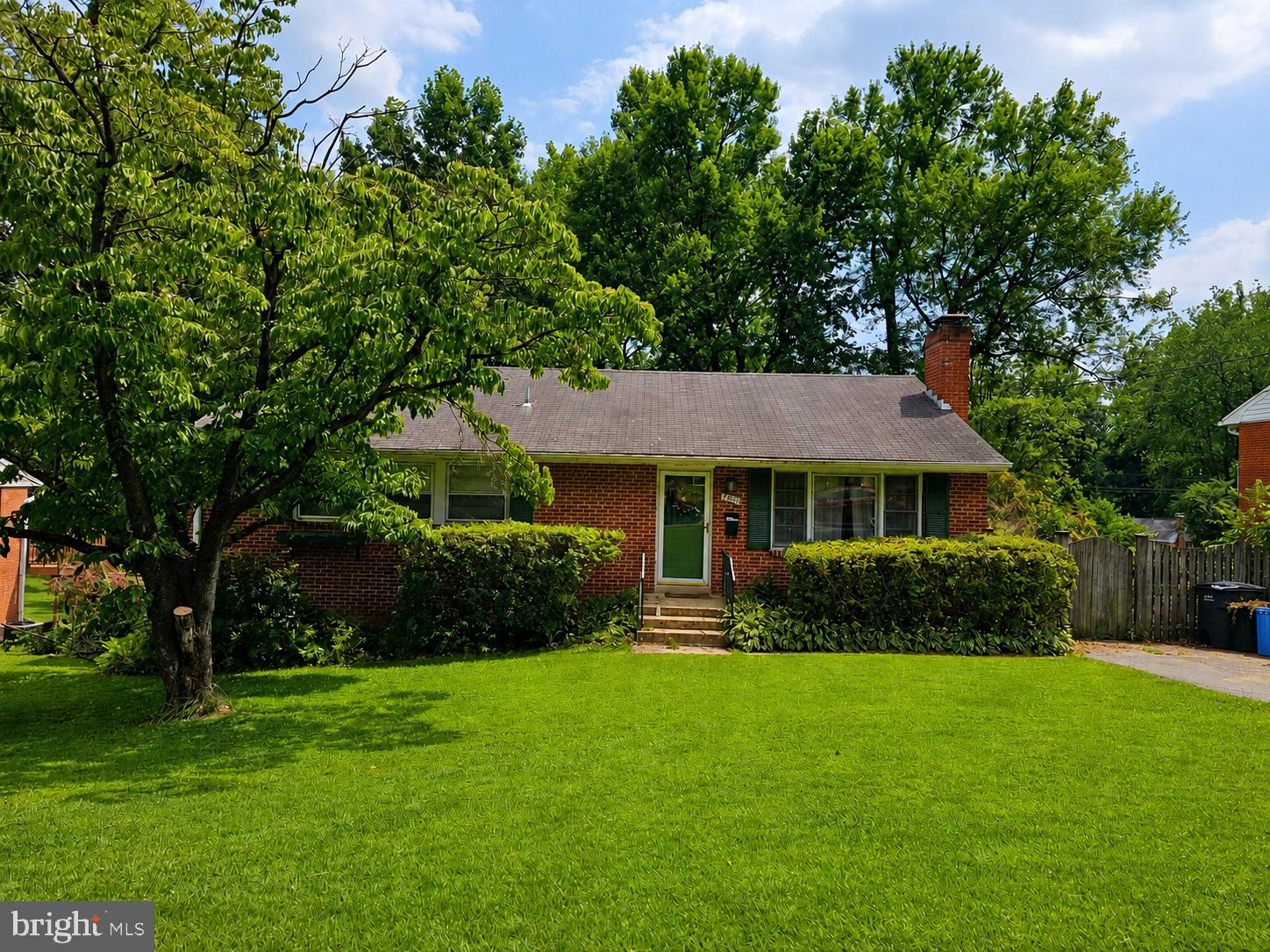 7907 Slidell Lane Springfield, VA 22151 - Photo 2 of 22 Gallery Image 2