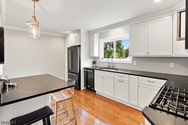 17 Ralph Place Morristown, NJ 07960 - Photo 17 of 23 Gallery Image 17
