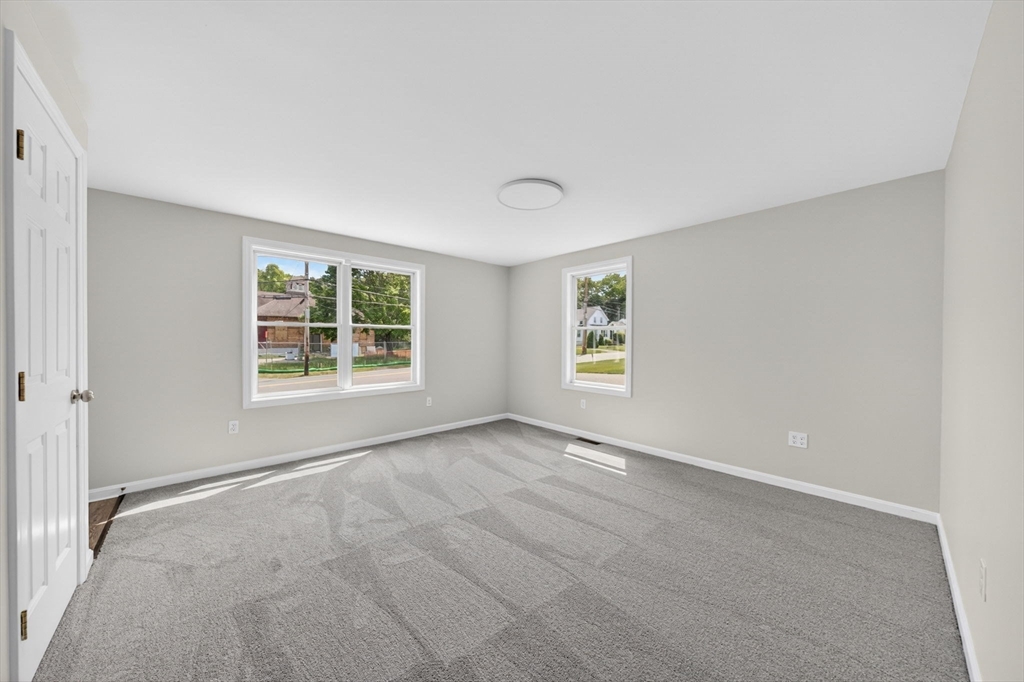 61 Stevens Road Swansea, MA 02777 - Photo 18 of 27