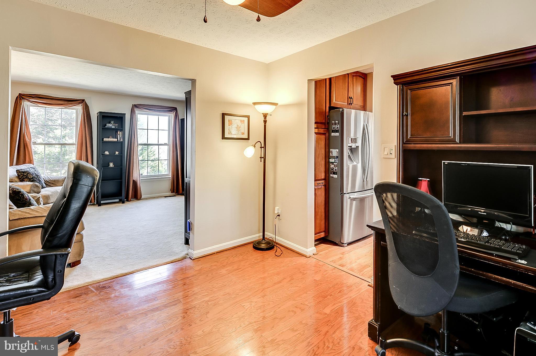 6126 Fairbourne Court Hanover, MD 21076 - Photo 10 of 27 Dining room w/hardwood floors