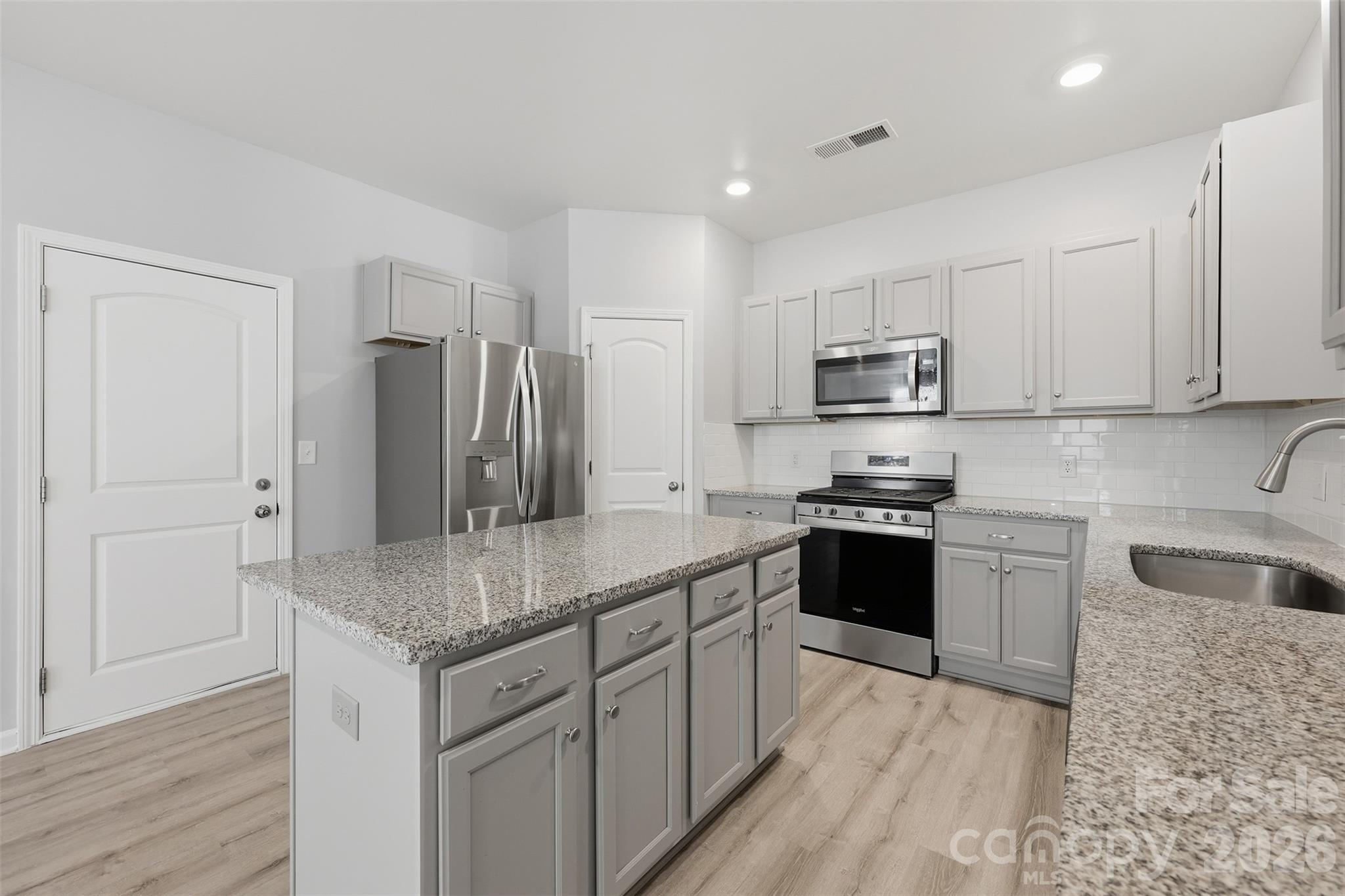 2220 Sussex Road York, SC 29745 - Photo 15 of 40