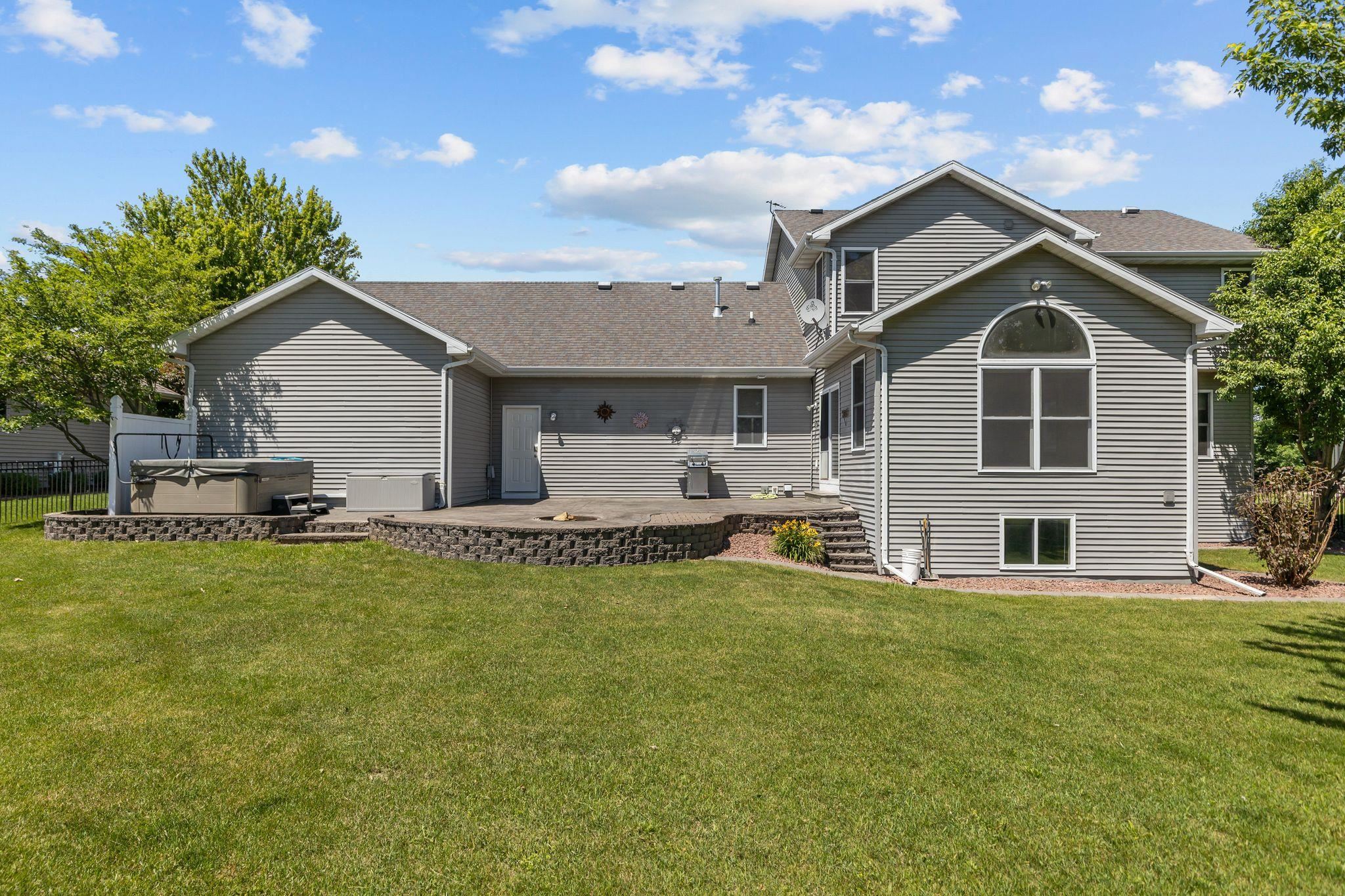 477 Dalton Road Neenah, WI 54956 - Photo 34 of 35