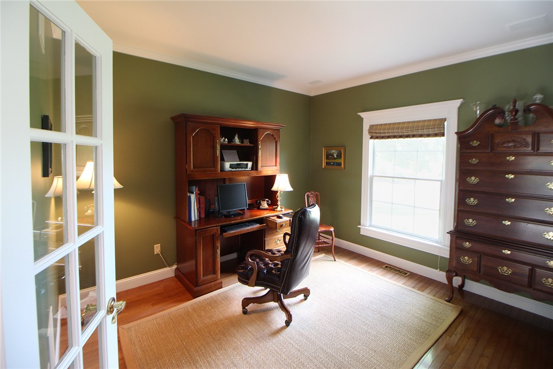 18 Columbine Road Rehoboth, MA 02769 - Photo 16 of 40 Gallery Image 16