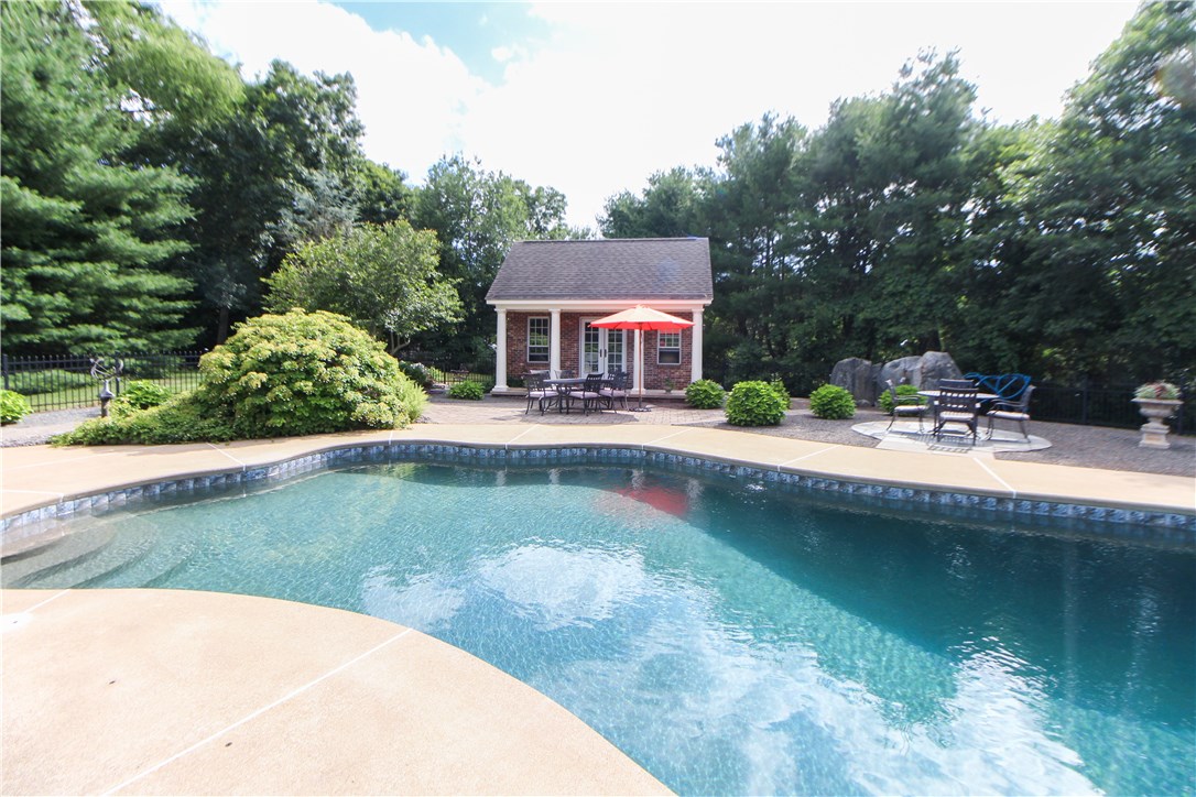 18 Columbine Road Rehoboth, MA 02769 - Photo 7 of 40 Gallery Image 7