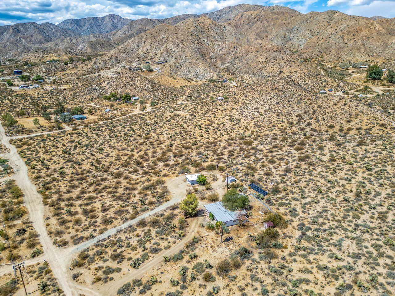 51944 Northridge Road Morongo Valley, CA 92256 - Photo 37 of 46 29