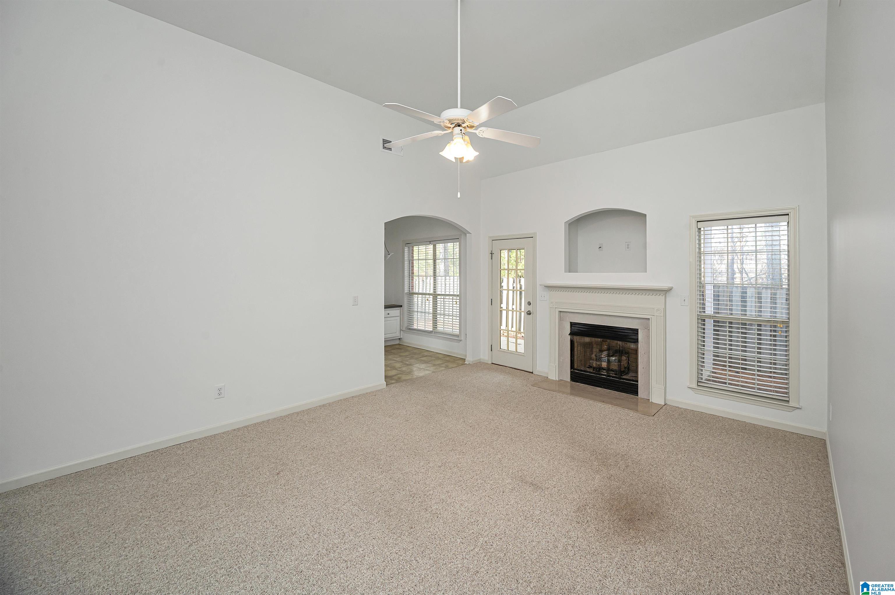801 Daventry Lane Calera, AL 35040 - Photo 15 of 37