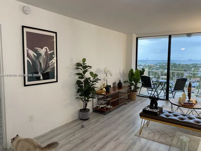 $1,950 | 2350 Northeast 135th Street, Unit 1509, North Miami, FL 33181