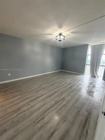 $1,950 | 2350 Northeast 135th Street, Unit 1509, North Miami, FL 33181