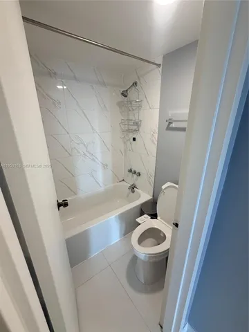 $1,950 | 2350 Northeast 135th Street, Unit 1509, North Miami, FL 33181