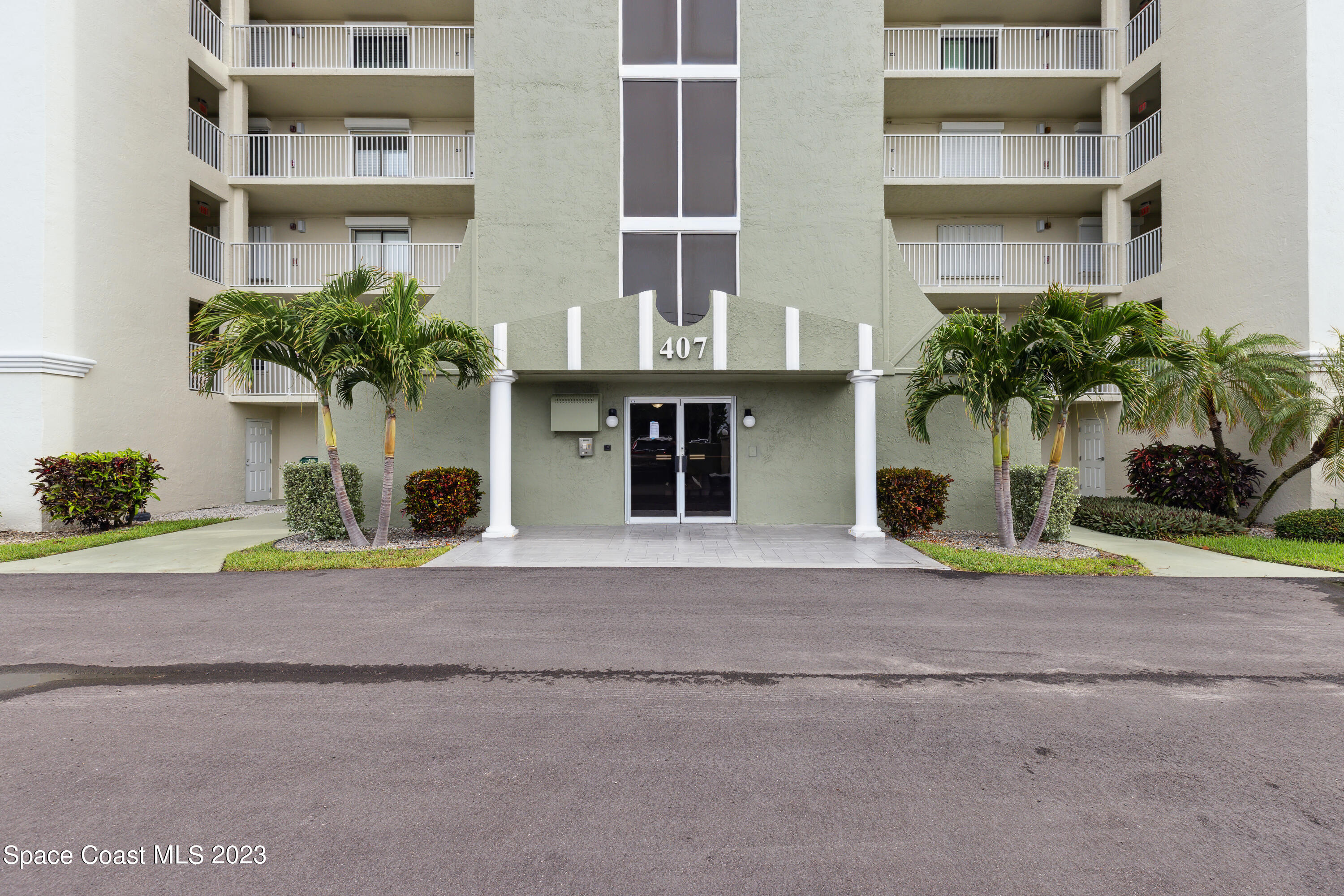 407 Florida A1A Unit 433