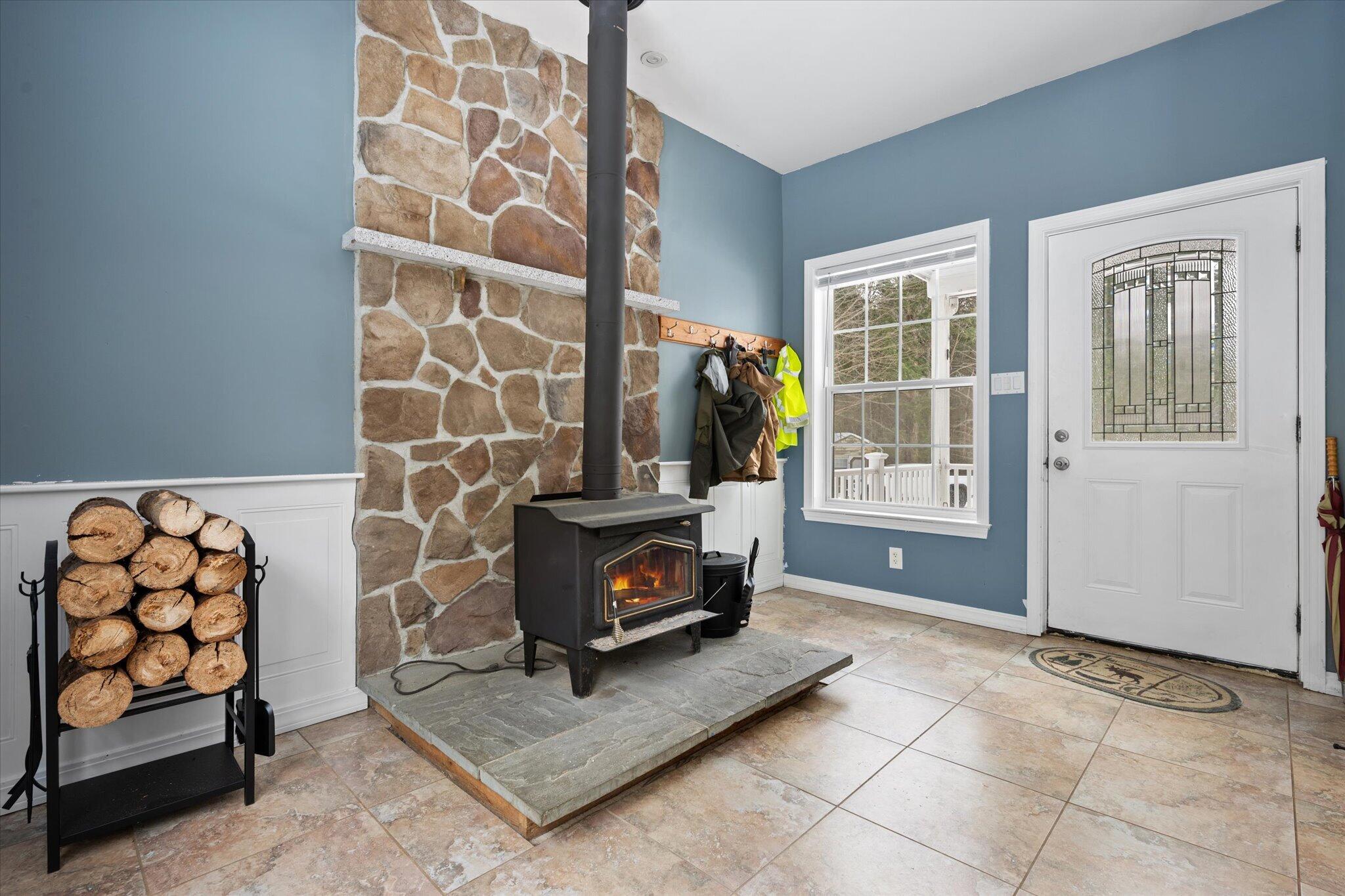 106 Woodfield Way Ellsworth, ME 04605 - Photo 5 of 57 05-Entrance