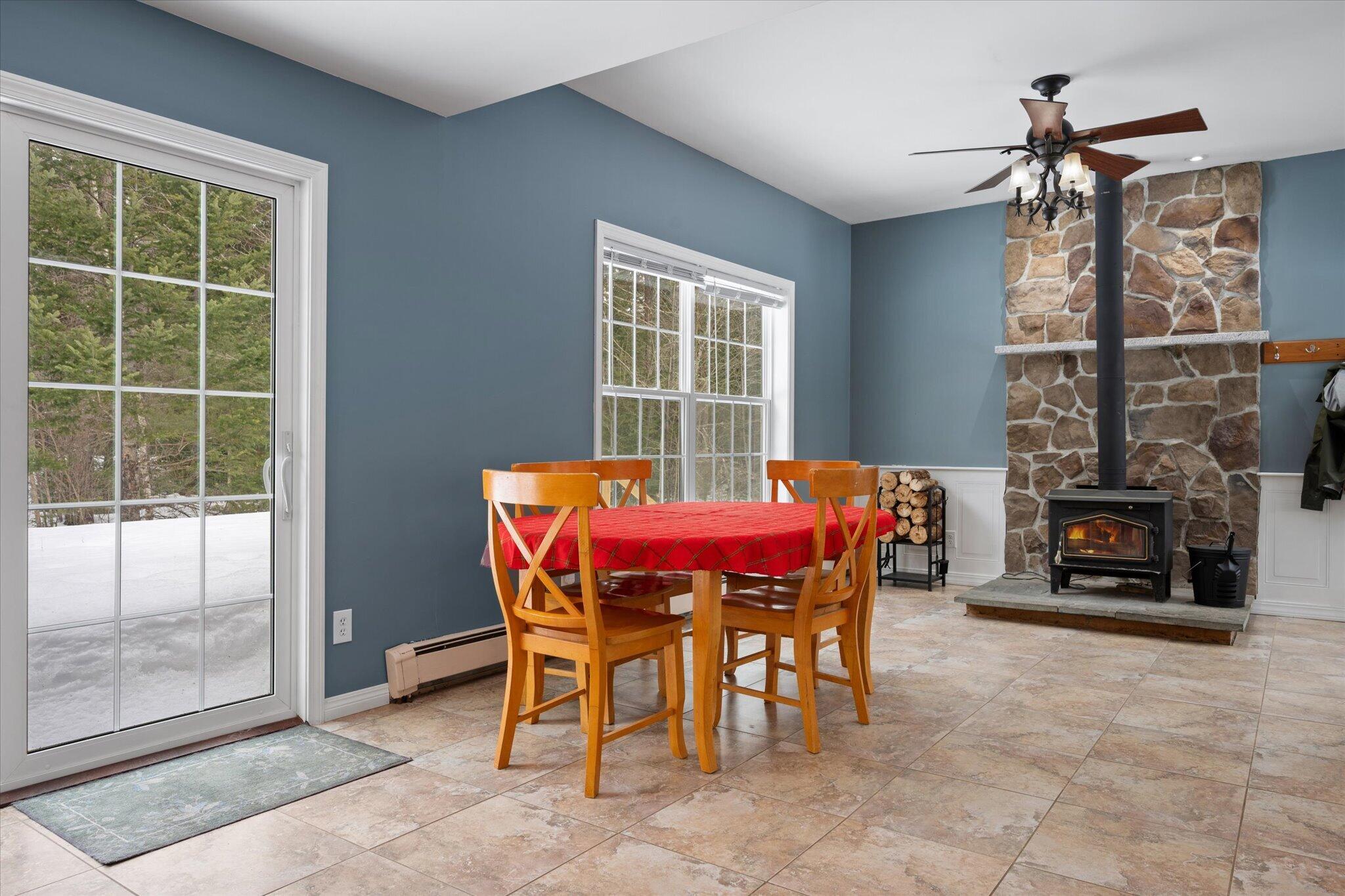 106 Woodfield Way Ellsworth, ME 04605 - Photo 8 of 57 08-Dining
