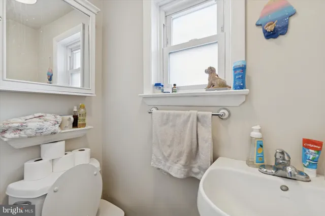 $4,500 | 3641 Warren Street, Philadelphia, PA 19104