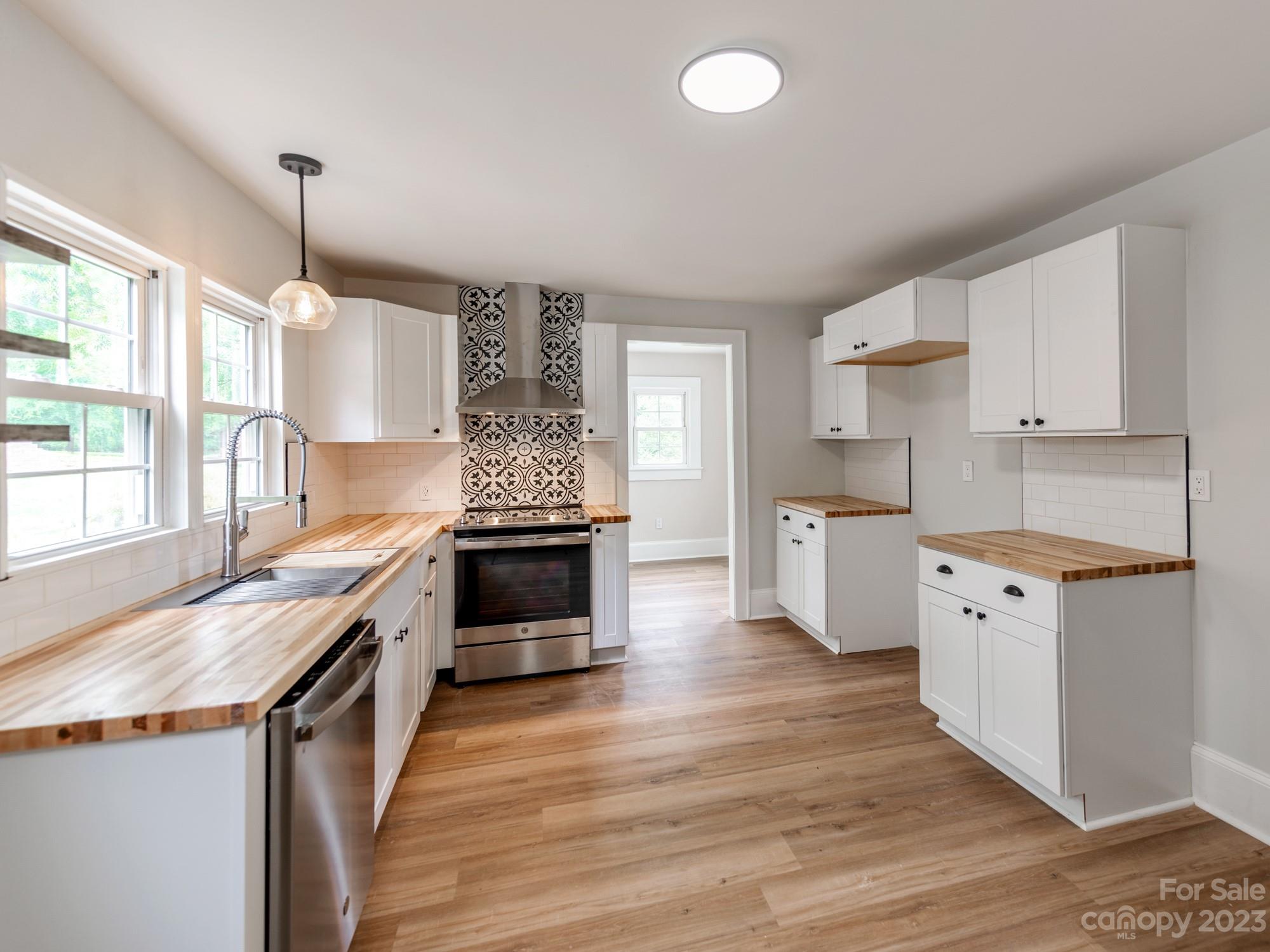 3224 Poplar Tent Road Concord, NC 28027 - Photo 10 of 32 Gallery Image 10
