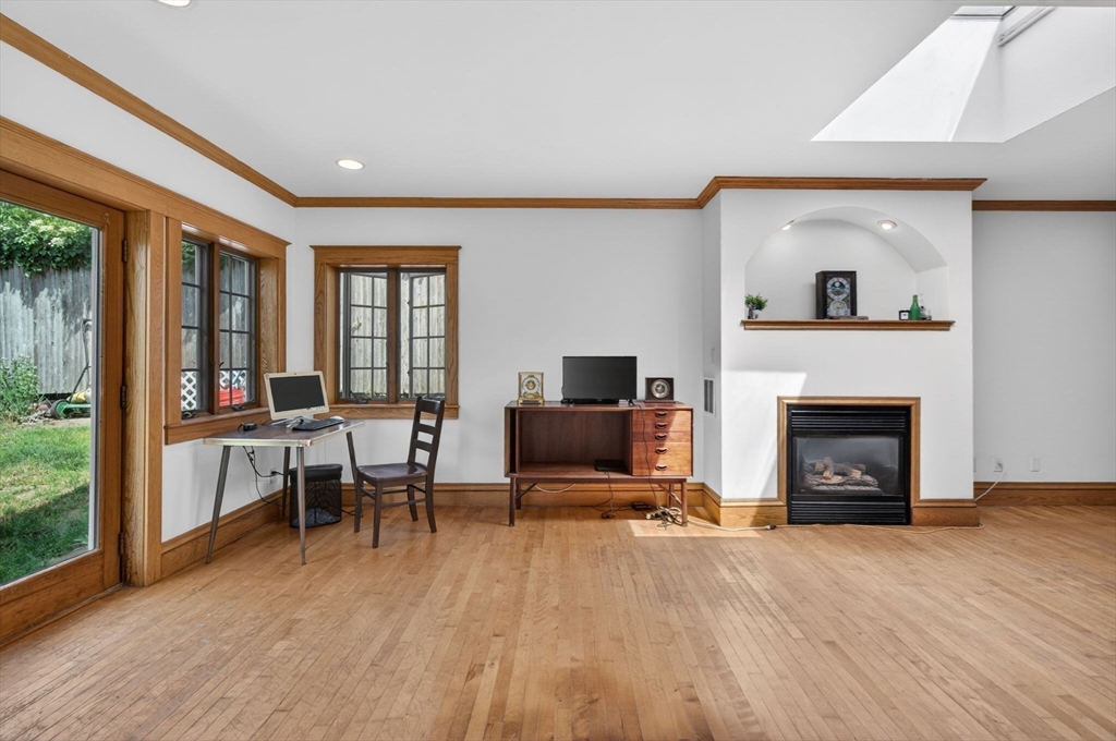 47 Millett Road Swampscott, MA 01907 - Photo 6 of 42