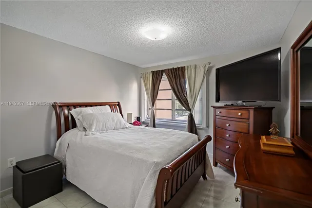 $255,000 | 4670 West 13th Lane, Unit 309, Hialeah, FL 33012