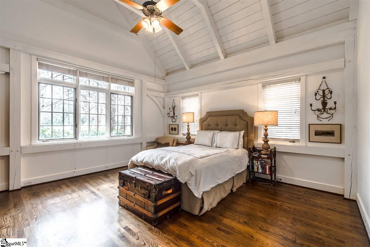 324 East Parkins Mill Road Greenville, SC 29607 - Photo 20 of 36