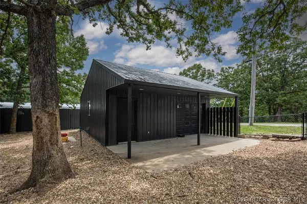 $349,900 | 30496 Stonehaven Drive, Warsaw, MO 65355