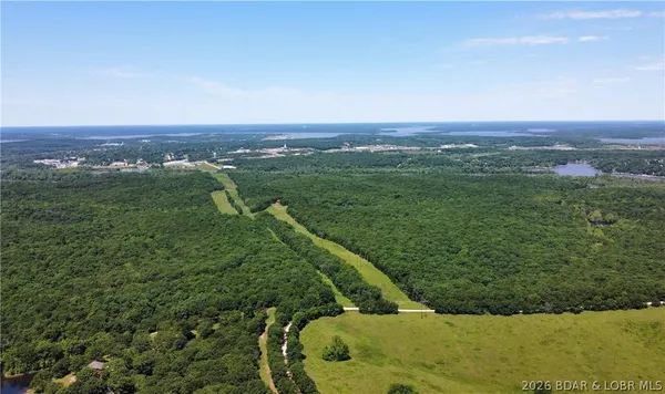 $349,900 | 30496 Stonehaven Drive, Warsaw, MO 65355