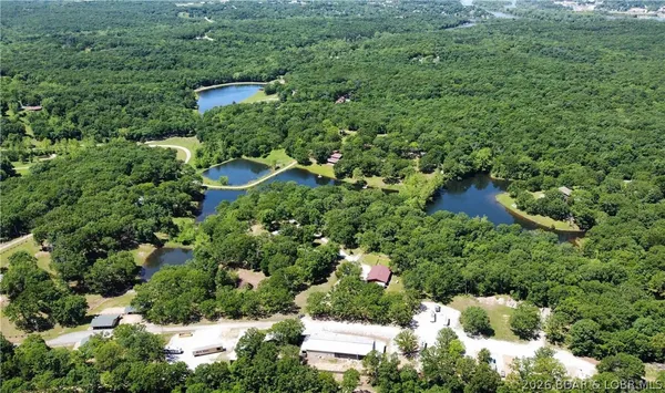 $349,900 | 30496 Stonehaven Drive, Warsaw, MO 65355