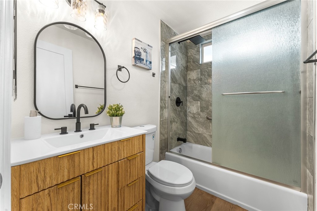 211 North Fillmore Avenue Rialto, CA 92376 - Photo 12 of 25