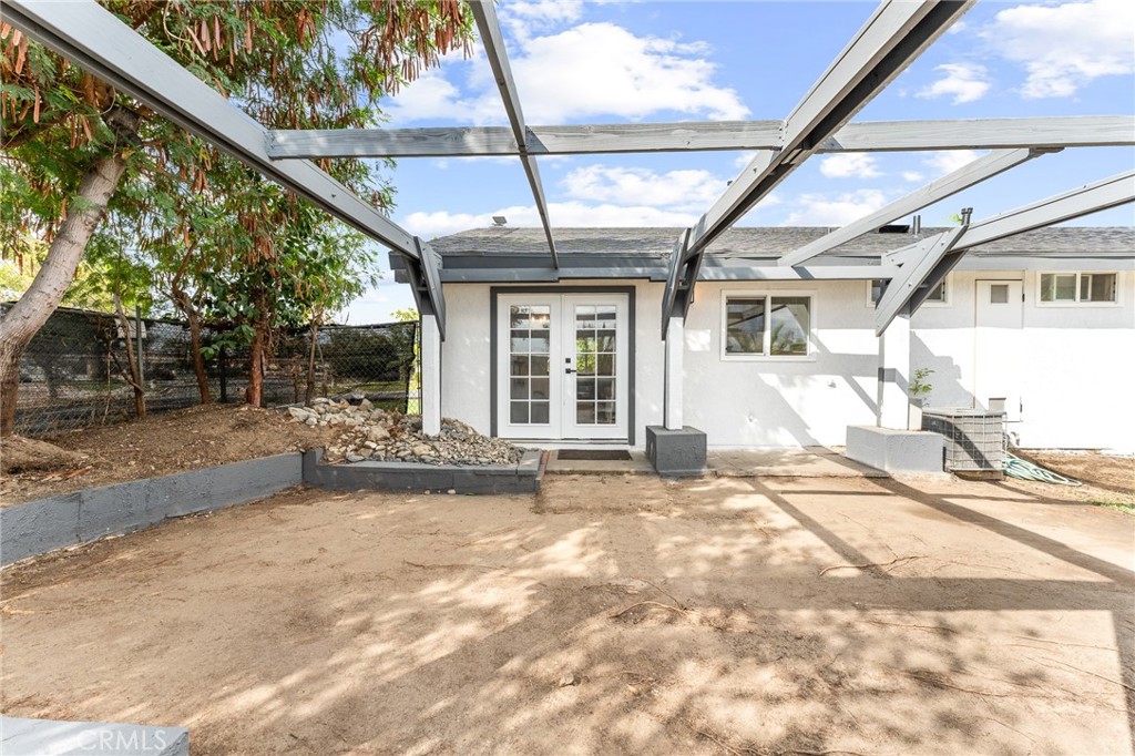 211 North Fillmore Avenue Rialto, CA 92376 - Photo 21 of 25