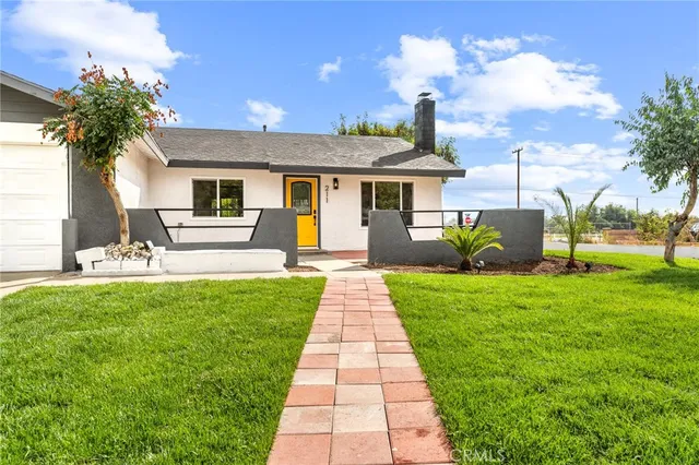 $569,900 | 211 North Fillmore Avenue, Rialto, CA 92376