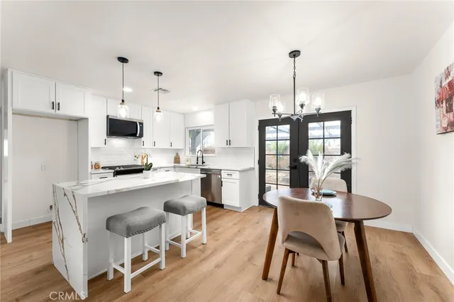 $569,900 | 211 North Fillmore Avenue, Rialto, CA 92376