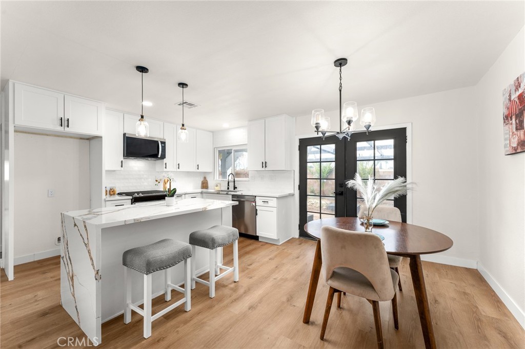 211 North Fillmore Avenue Rialto, CA 92376 - Photo 7 of 25