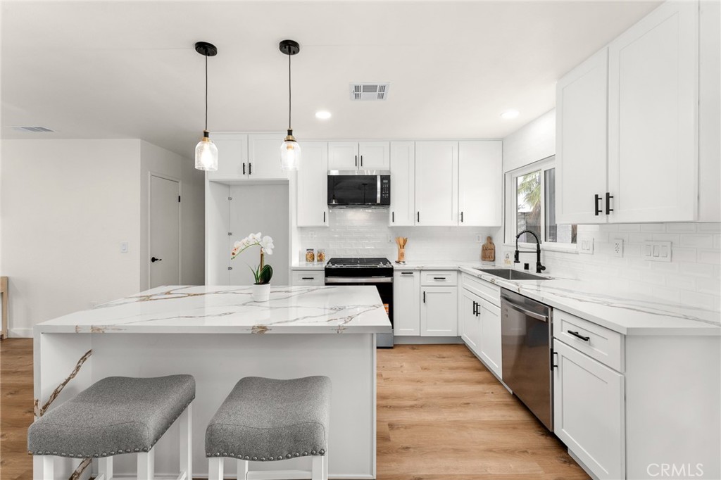 211 North Fillmore Avenue Rialto, CA 92376 - Photo 9 of 25