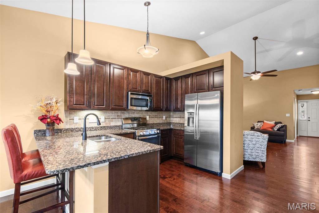 3072 Arbor Station Court Ballwin, MO 63021 - Photo 8 of 25