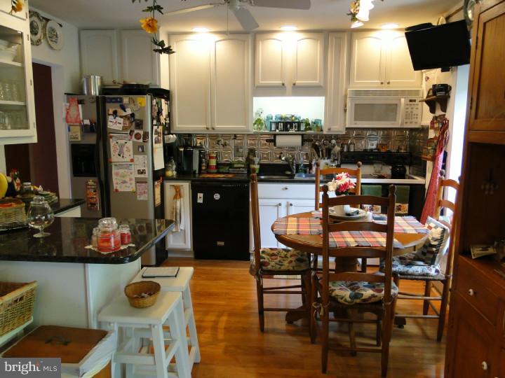 630 South Perkasie Road Perkasie, PA 18944 - Photo 4 of 22