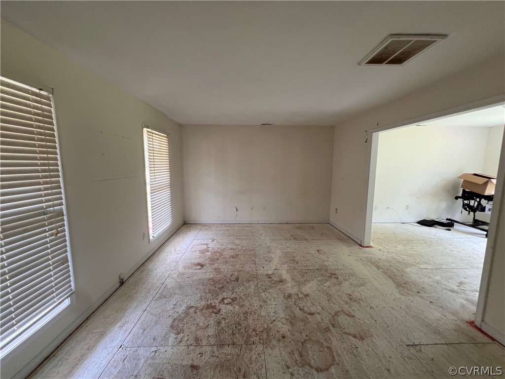 3360 Denise Road Petersburg, VA 23805 - Photo 8 of 22 a view of room and window