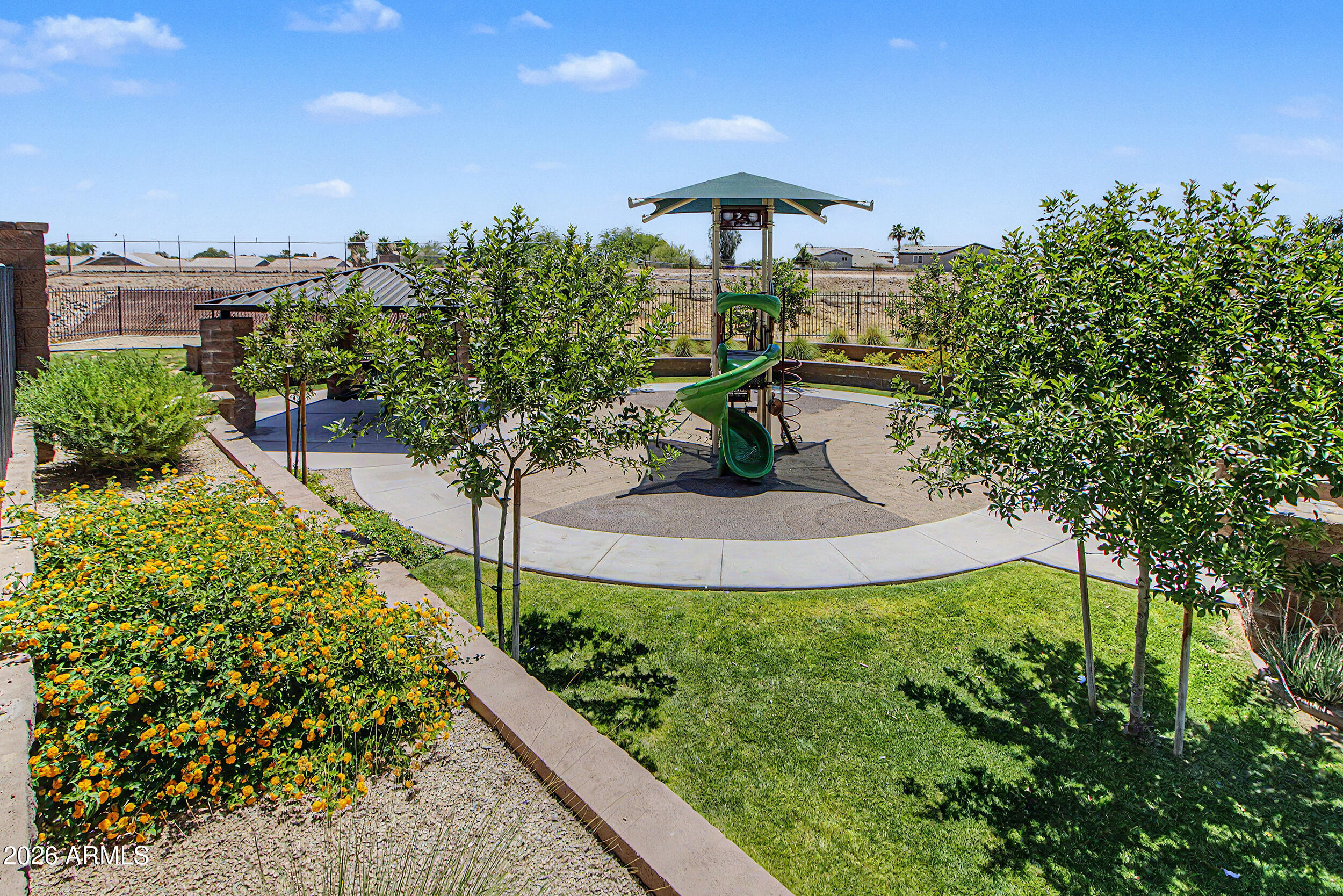652 South Del Rancho Mesa, AZ 85208 - Photo 12 of 48