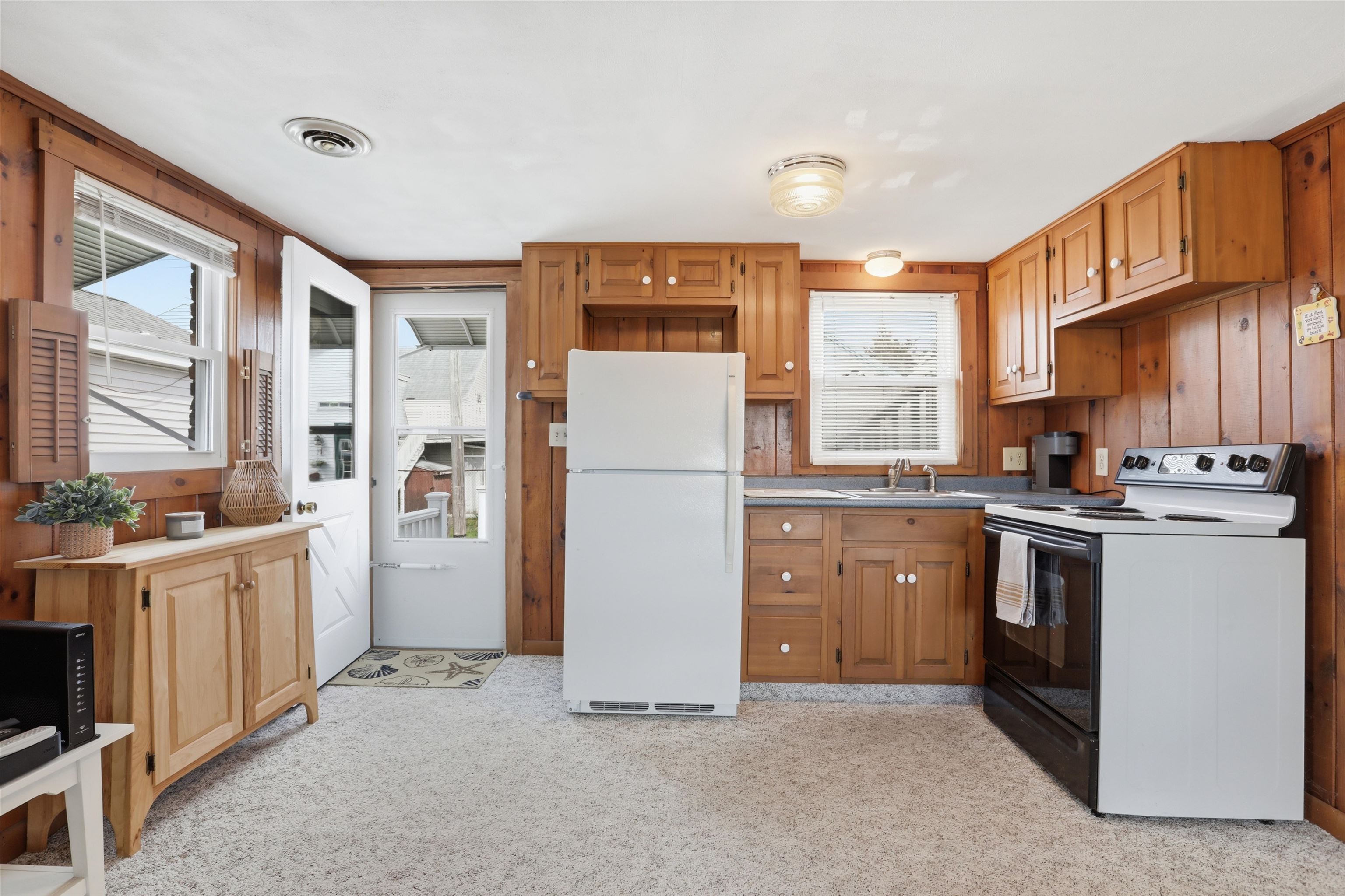 83 Church Street Hampton, NH 03842 - Photo 8 of 18