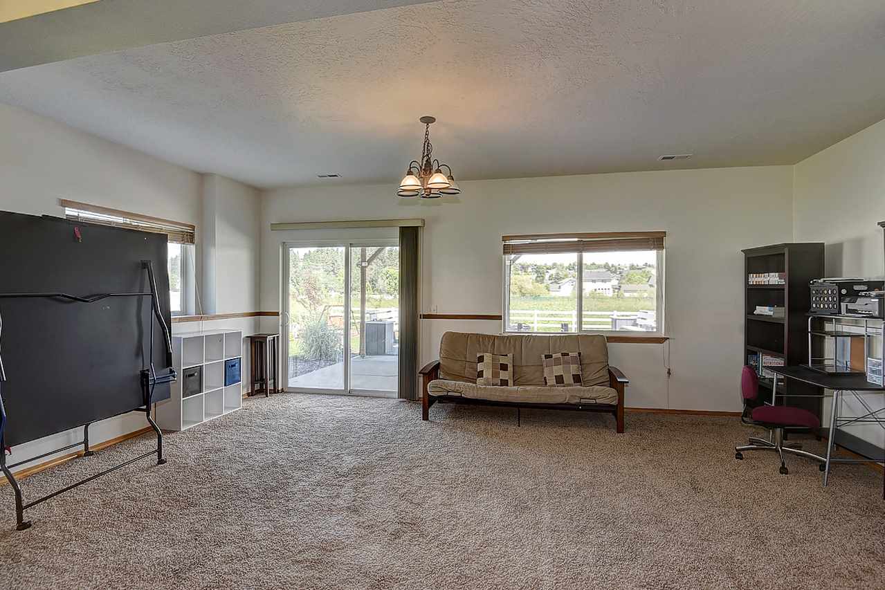 3107 South Chapman Road Spokane Valley, WA 99016 - Photo 15 of 20