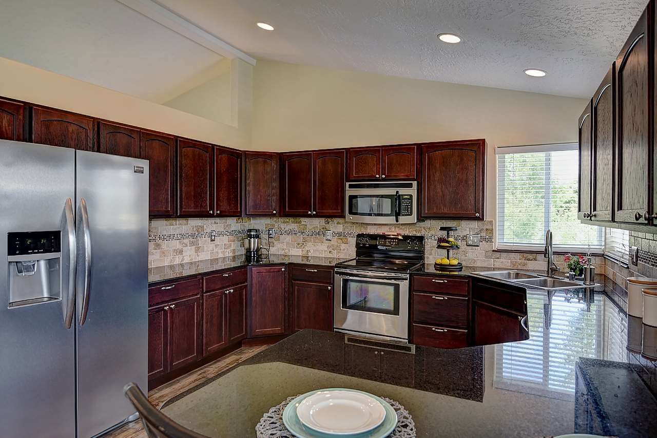 3107 South Chapman Road Spokane Valley, WA 99016 - Photo 6 of 20