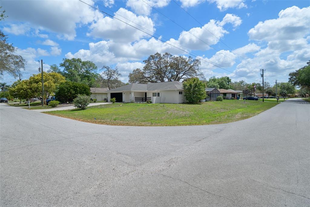 2314 Danforth Road Spring Hill, FL 34608 - Photo 4 of 36 Gallery Image 4