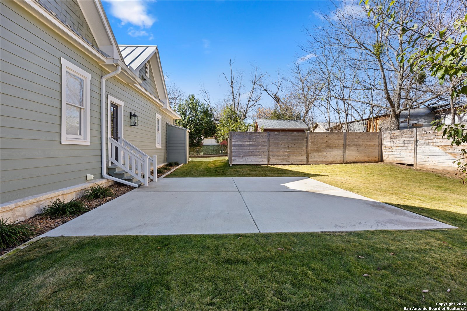 1006 High Street Comfort, TX 78013 - Photo 40 of 50 a view of a house with basketball court