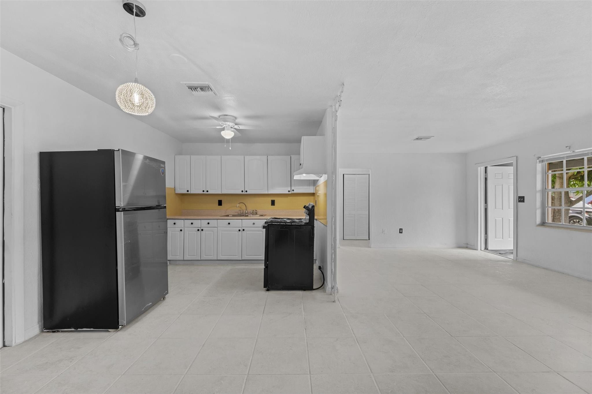 112 West 35th Street Riviera Beach, FL 33404 - Photo 11 of 24 Photo 11