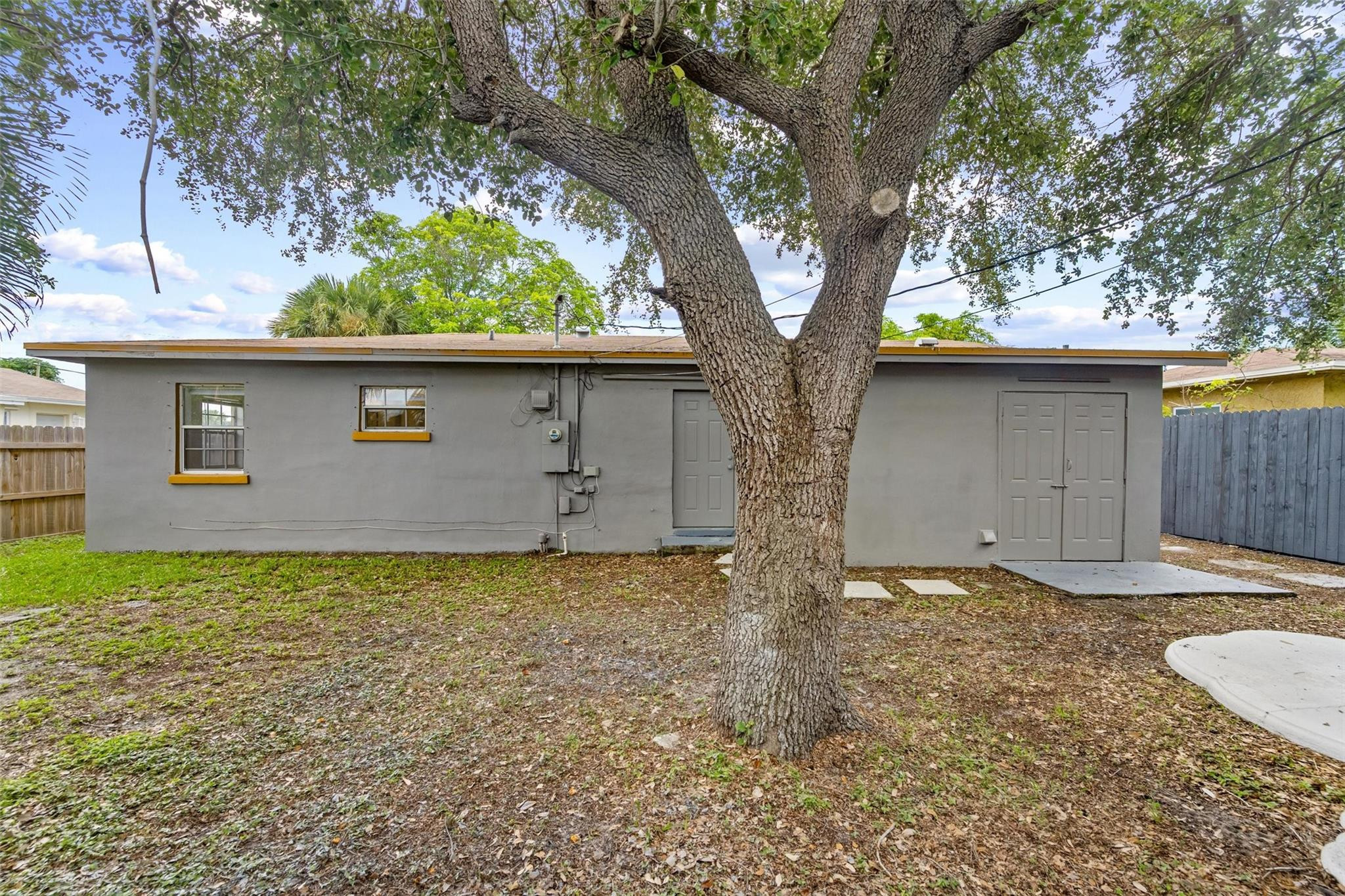 112 West 35th Street Riviera Beach, FL 33404 - Photo 18 of 24 Photo 18
