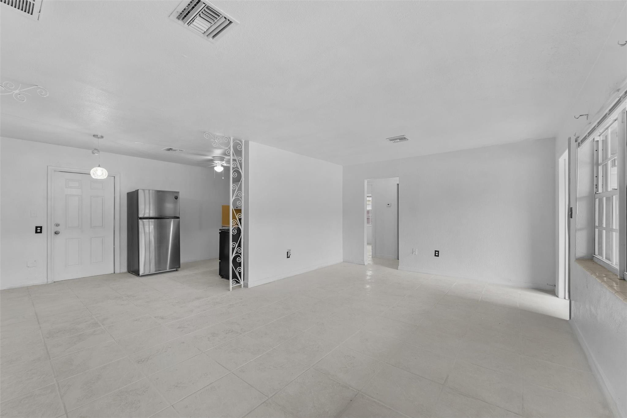 112 West 35th Street Riviera Beach, FL 33404 - Photo 9 of 24 Photo 9