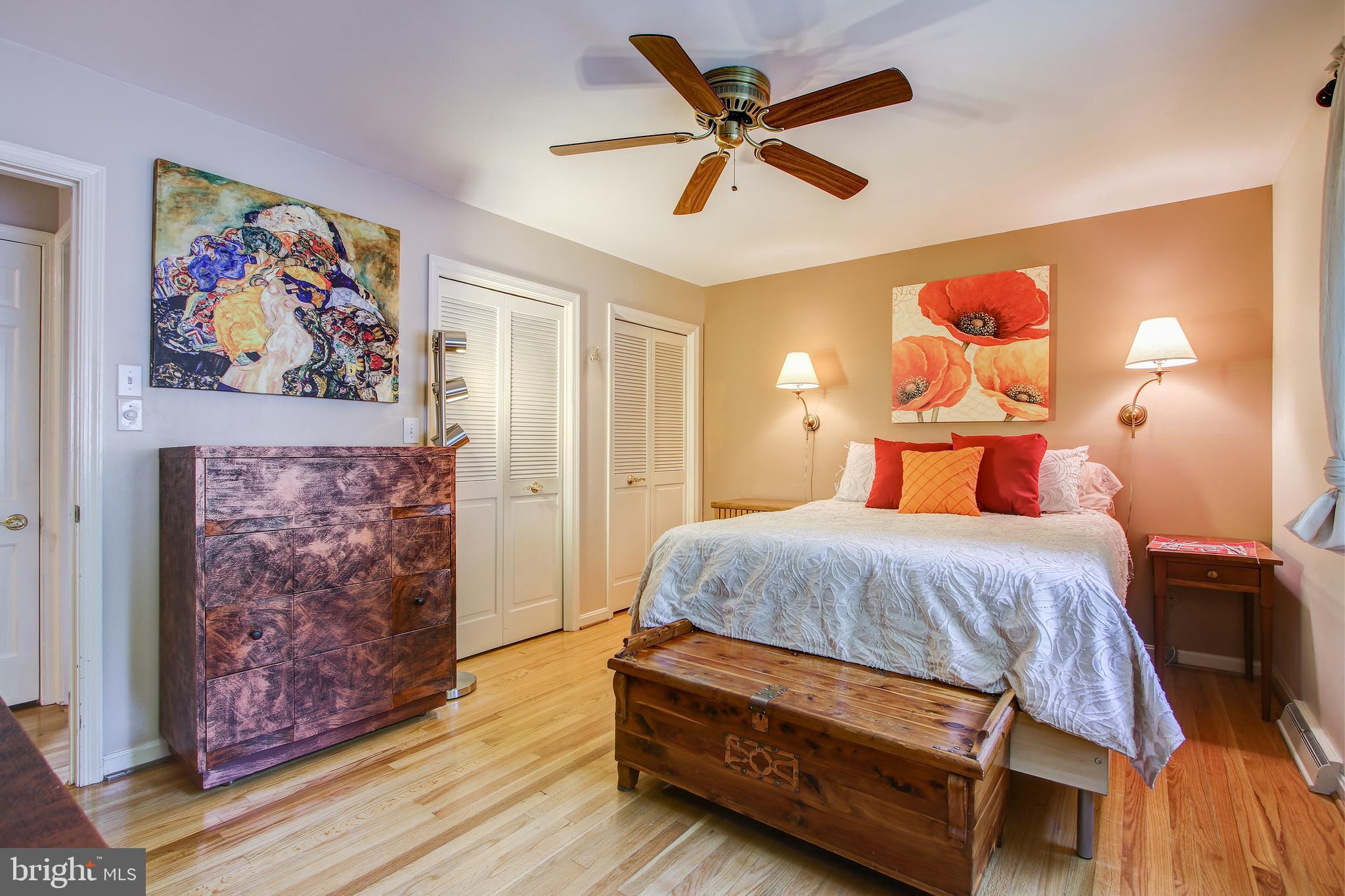 5609 Greentree Road Bethesda, MD 20817 - Photo 15 of 30 Master bedroom