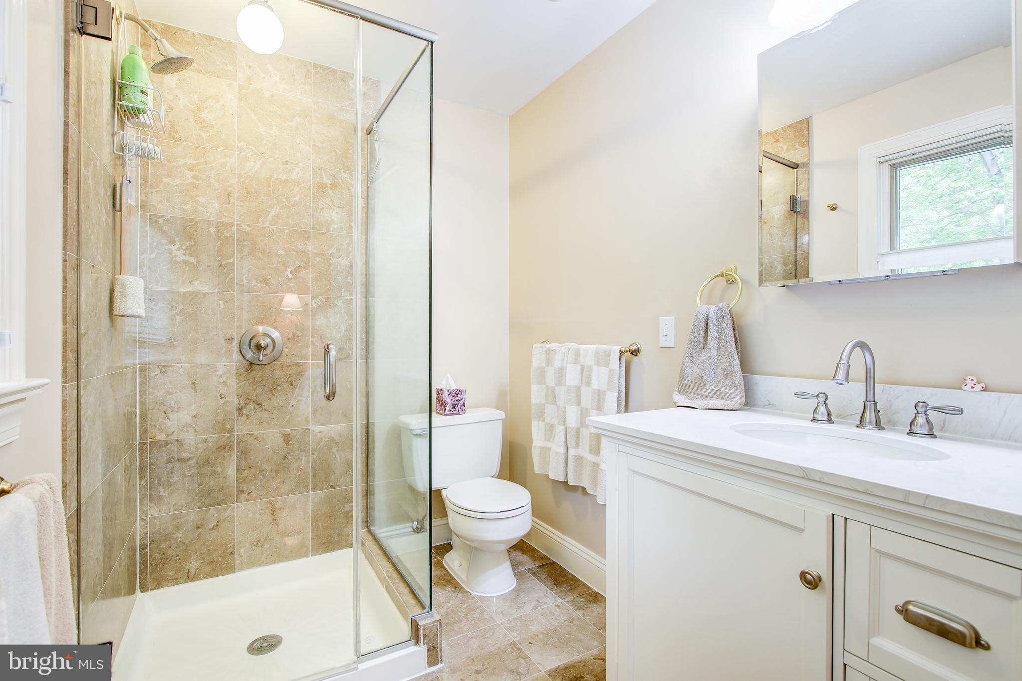 5609 Greentree Road Bethesda, MD 20817 - Photo 16 of 30 Master bathroom