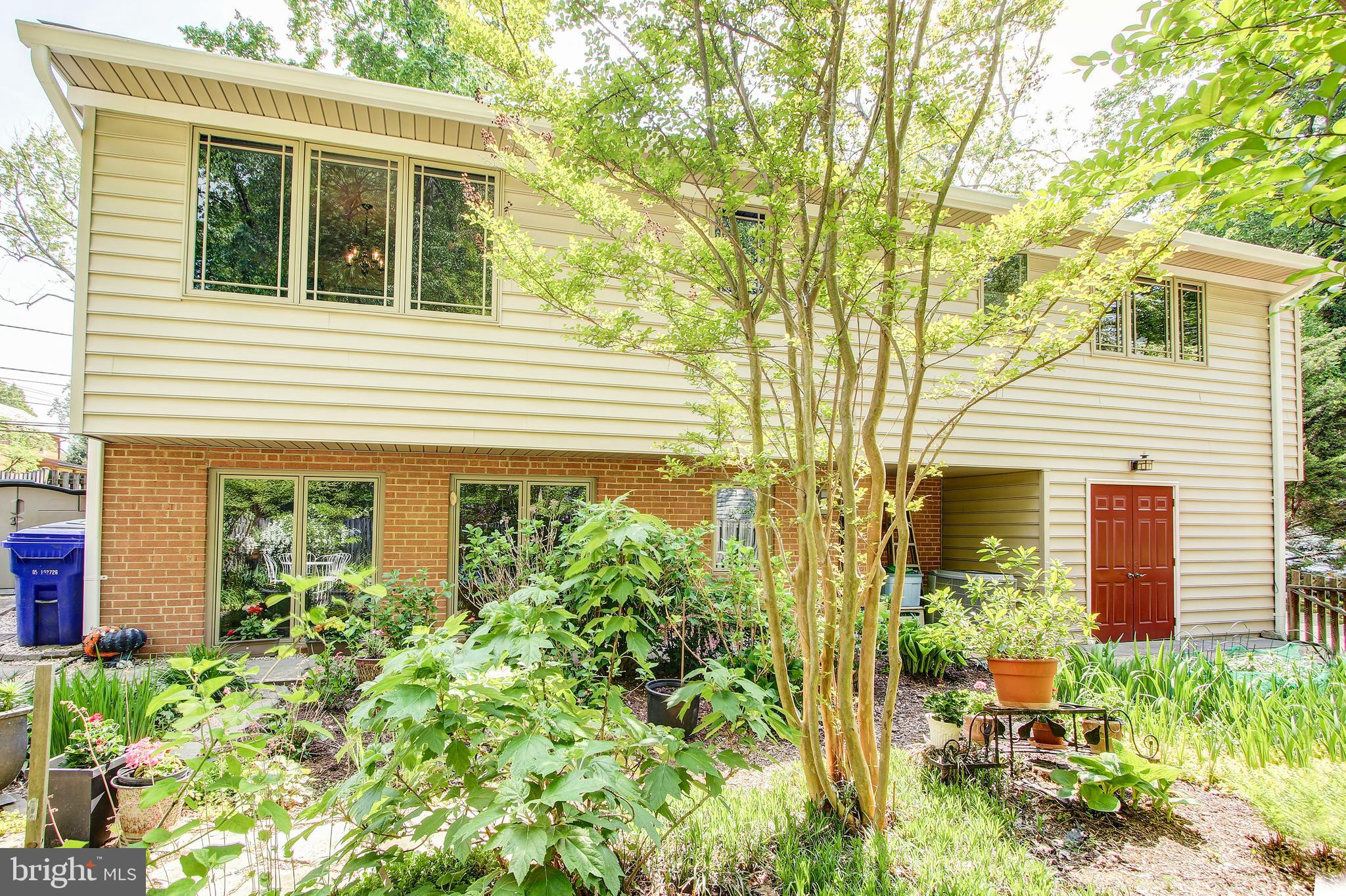 5609 Greentree Road Bethesda, MD 20817 - Photo 29 of 30 Gallery Image 29