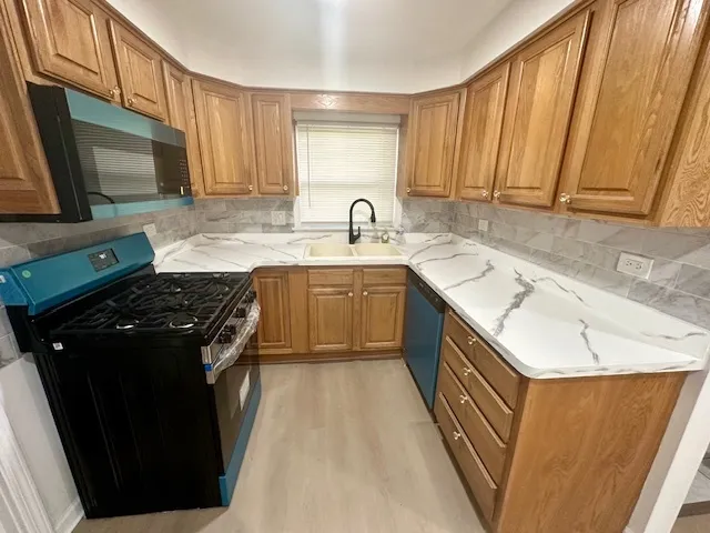 $2,495 | 11232 South Normandy Avenue, Worth, IL 60482